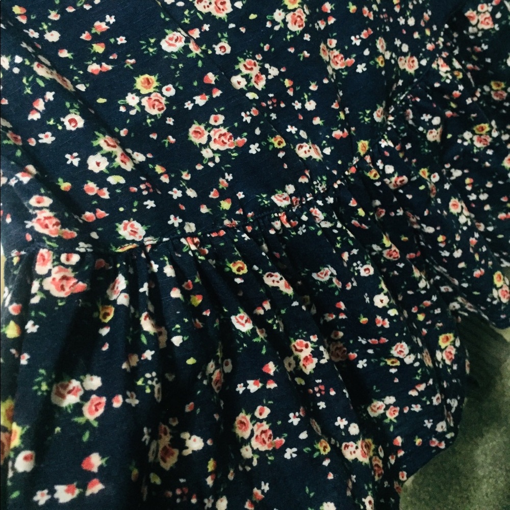 Blouse - Picture 8 of 8